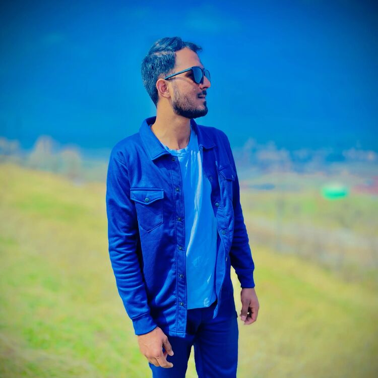  51116755  Umair, 20 ,    