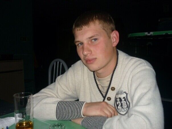  21905235  Vadim, 33 ,     