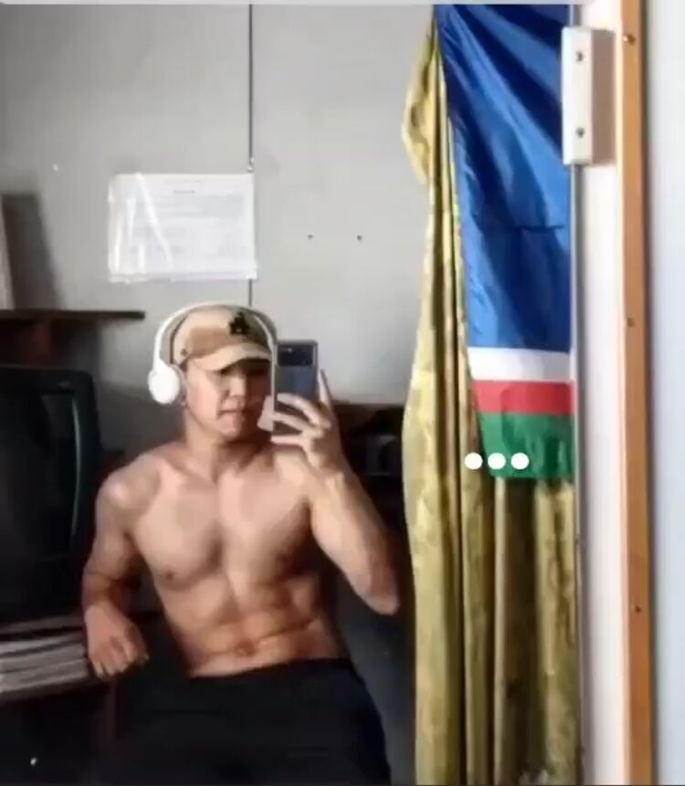  35628795  , 26 ,    