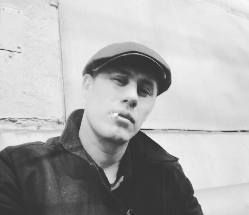  44588285  Sergei, 36 ,    