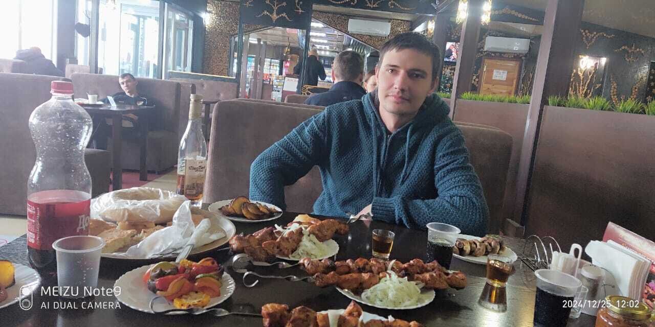  53766905  Slava, 30 ,    