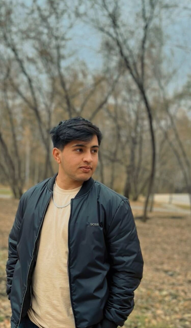  54284785  Khan, 21 ,    