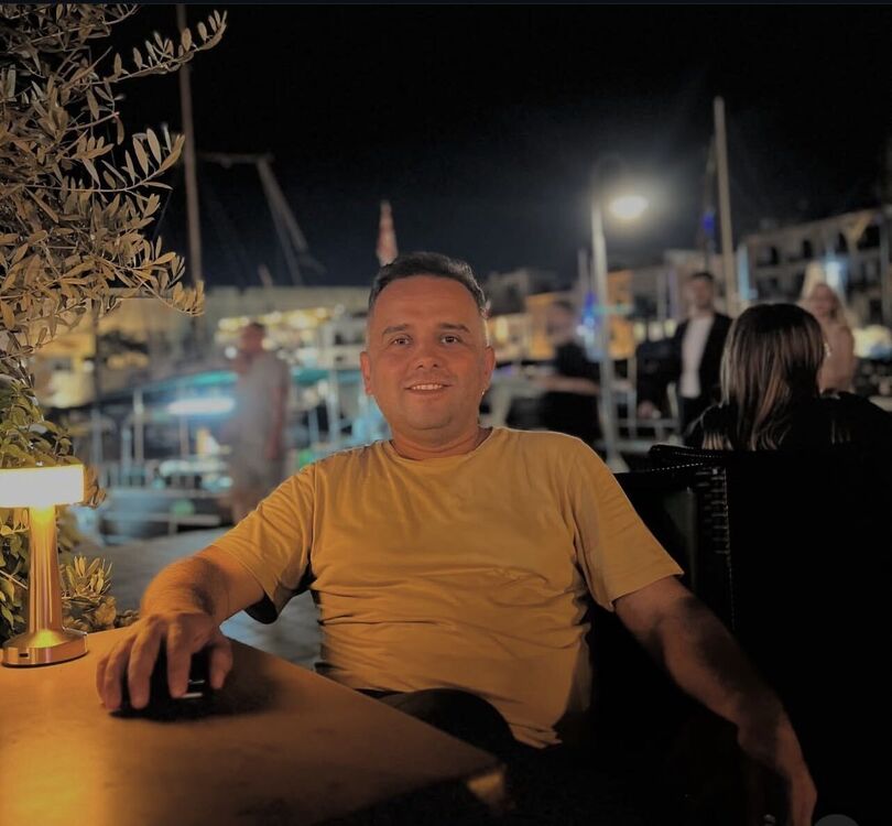 ���� 55438425 ������� Tarik, 41 ���, ���� ���������� � ��������