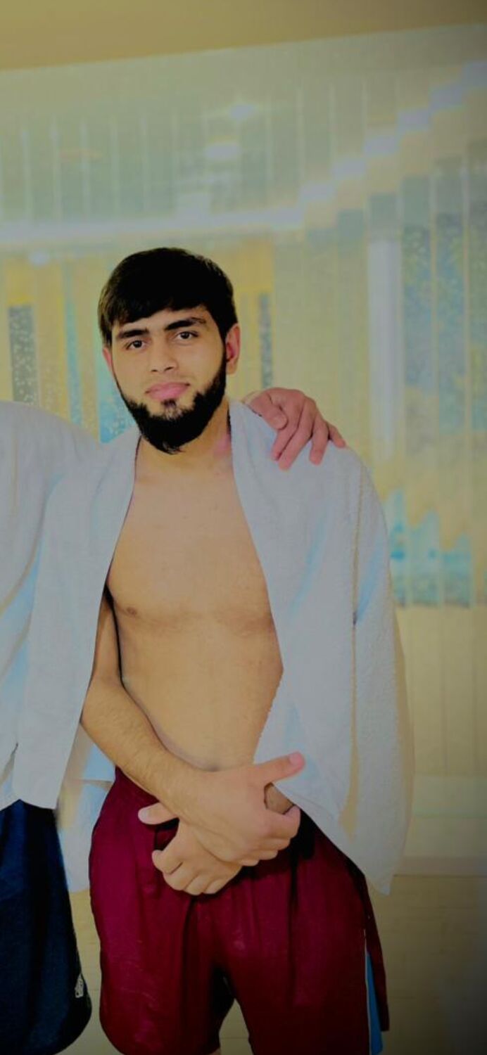  53626685  Savash, 21 ,    