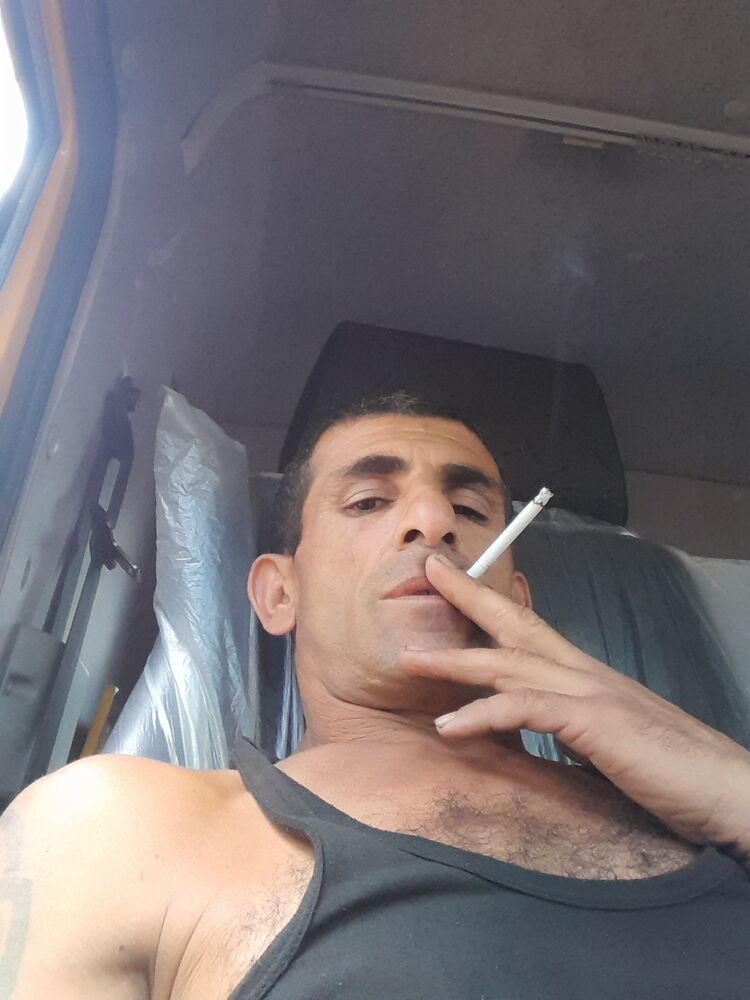  37028995  Arsen, 42 ,    -