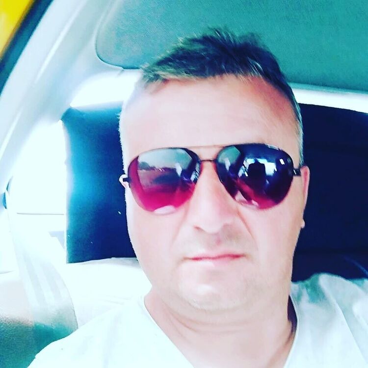  21341025  Serkan, 44 ,    