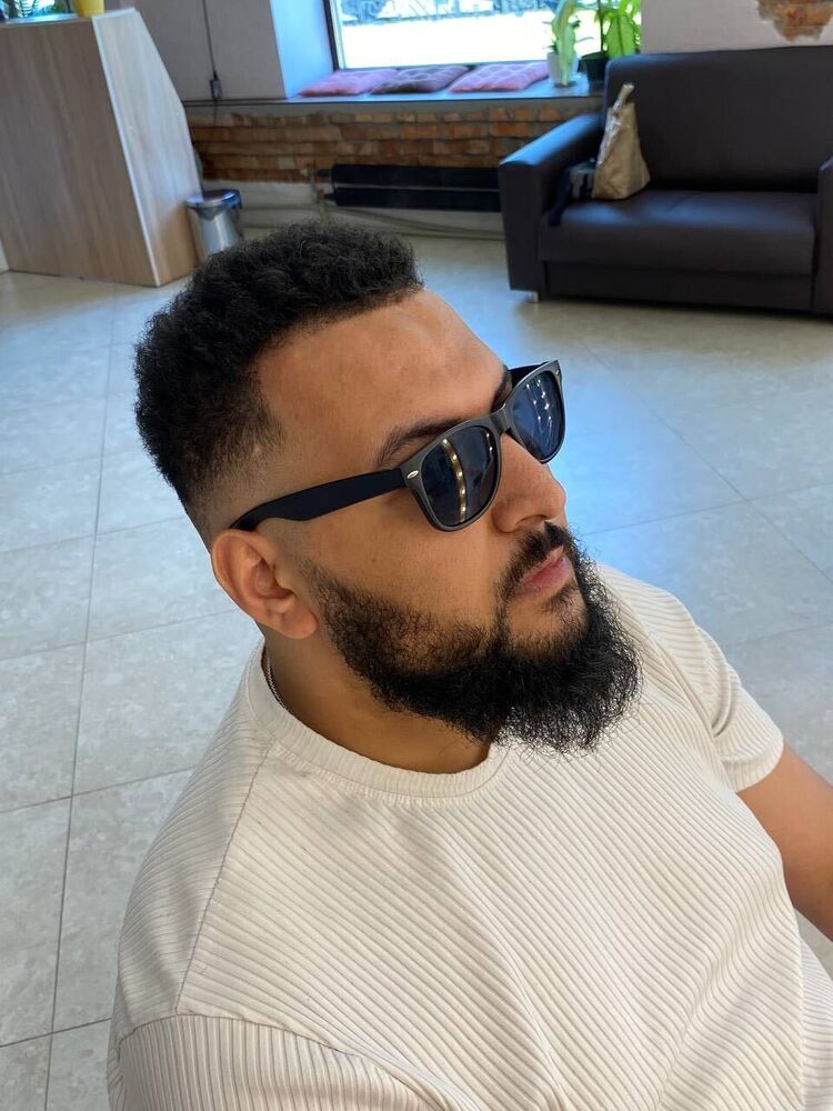  53537215  Ossama, 29 ,    