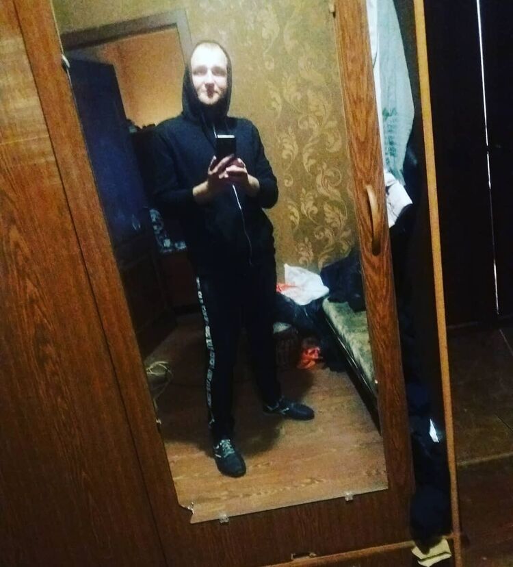  21734845  , 32 ,    