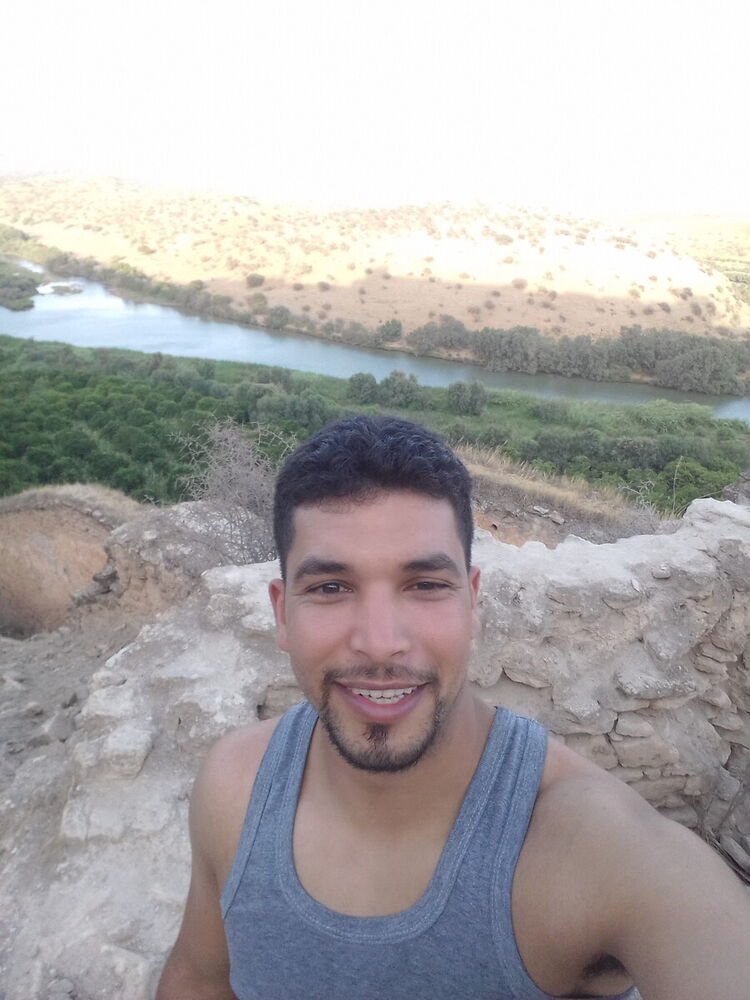  ,   Ayoub, 31 ,   ,   , c 