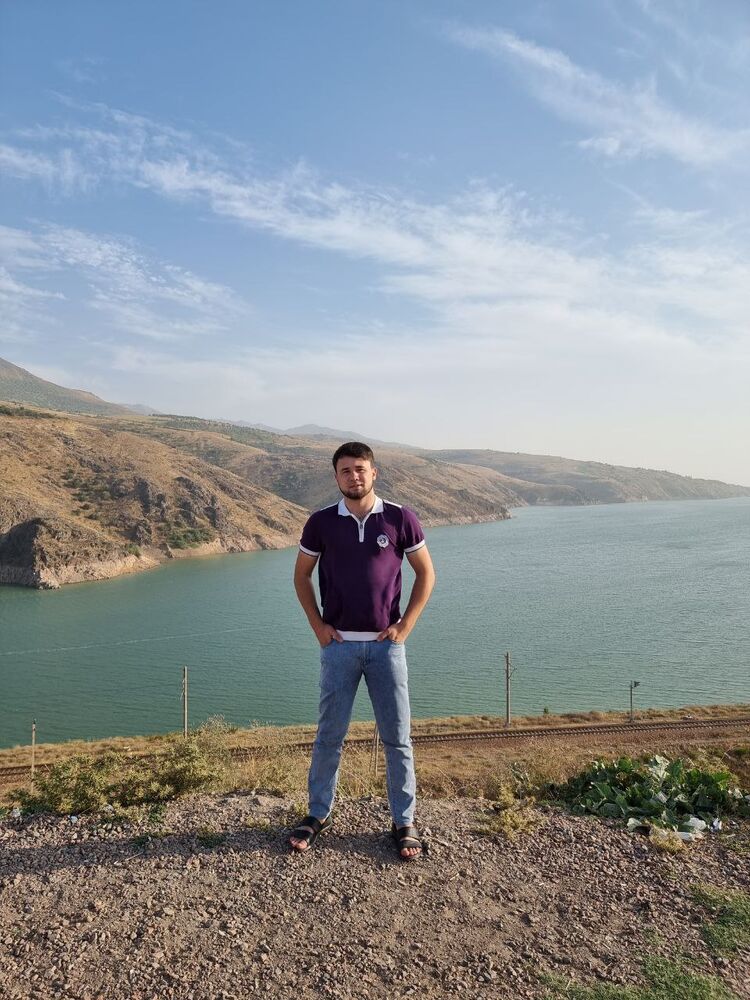 ,   Amir____, 24 ,   ,   