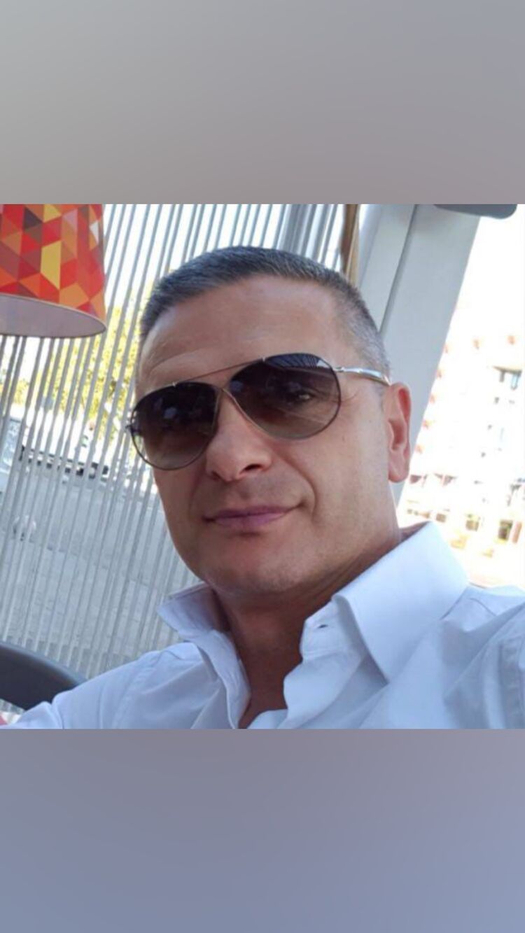  35292135  Dimas, 44 ,    