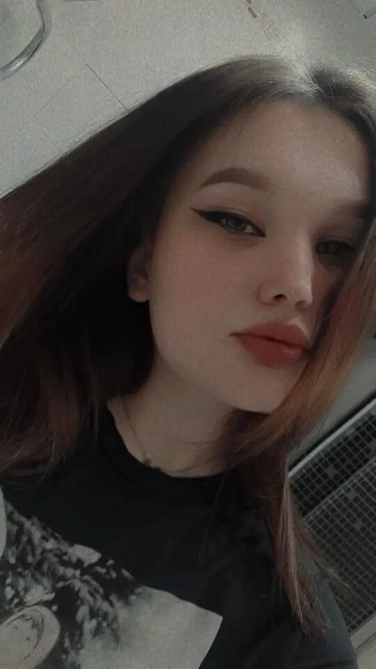  45840465  Anastasia, 20 ,    --