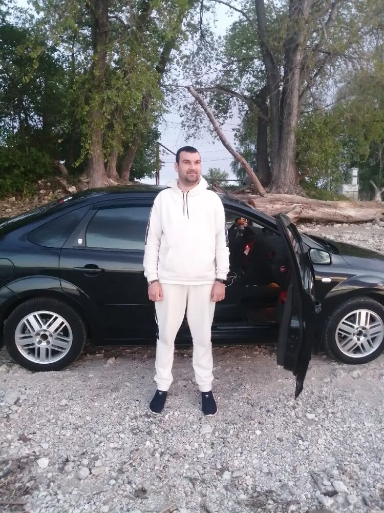  32210025  Dmitry, 32 ,    