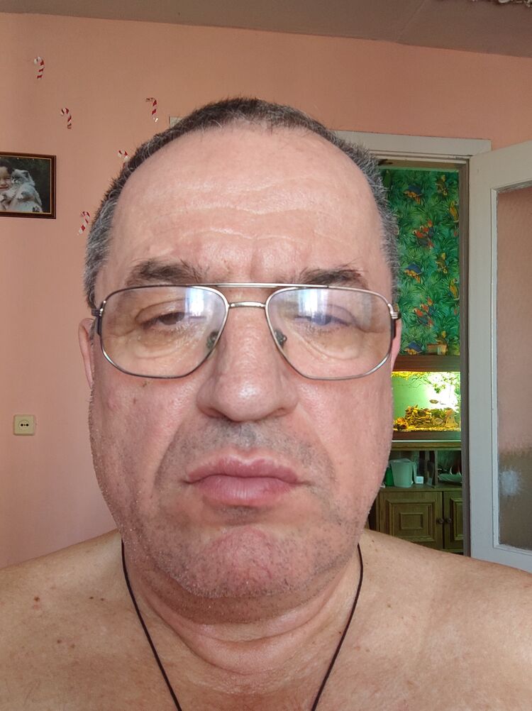  24260435  , 51 ,    