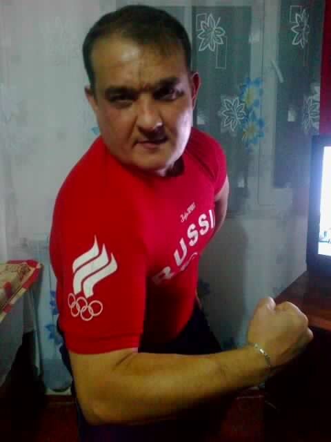  ,   Ruslan, 49 ,     , c 