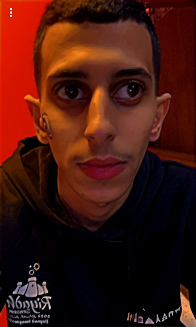  ,   Khalid, 27 ,   ,   