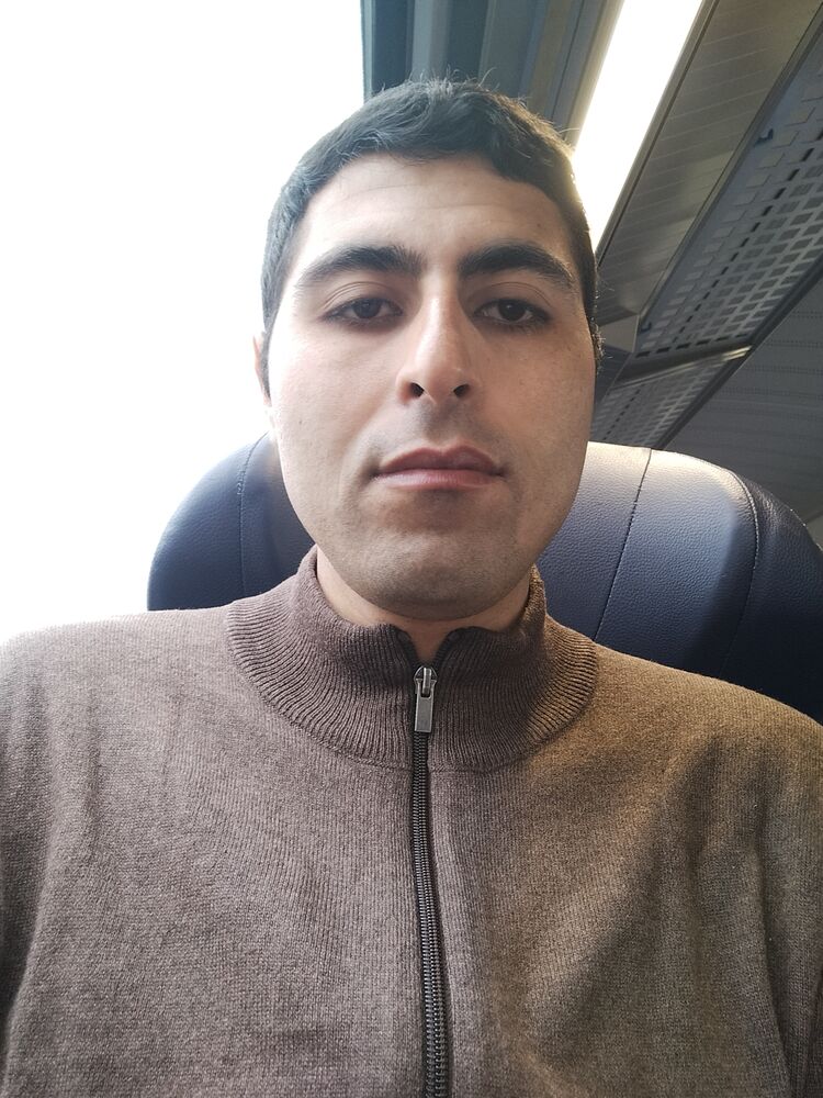 ���� 55787425 ������� Georgi, 32 ����, ���� ���������� � �������