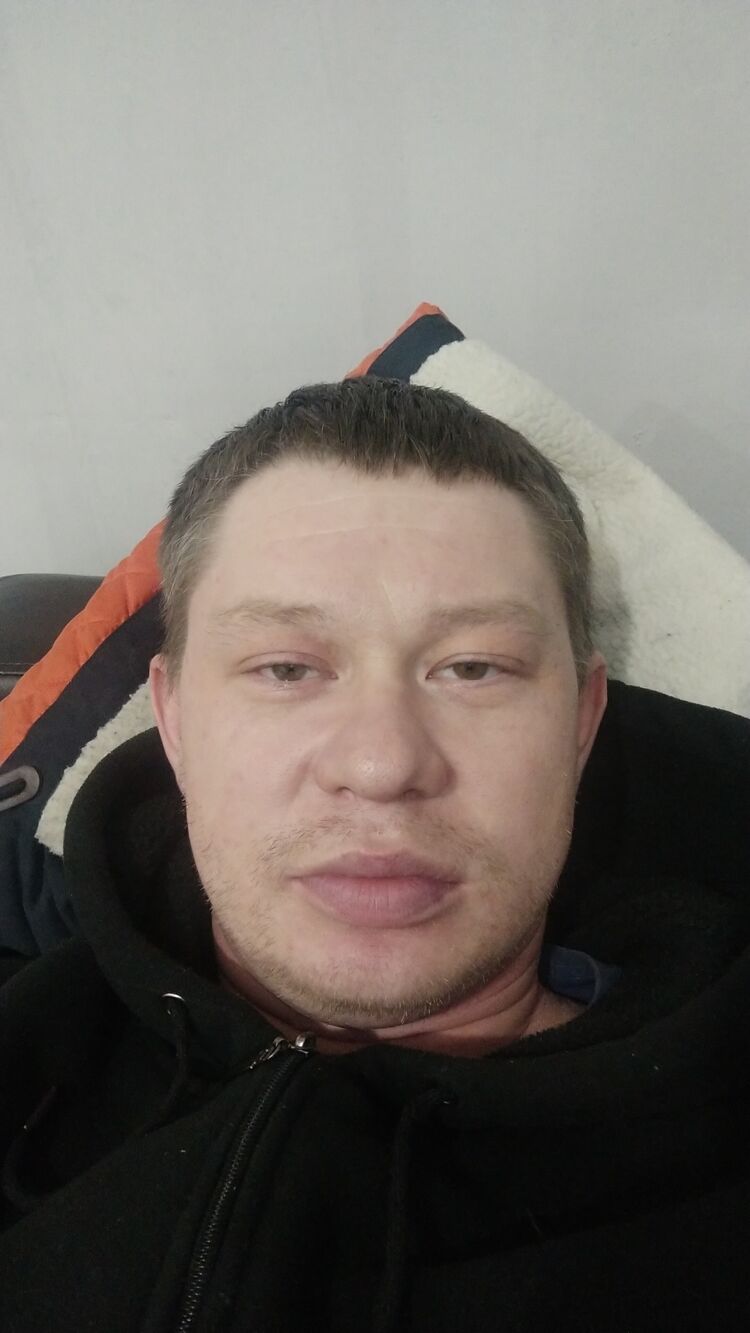  32338475  , 37 ,    