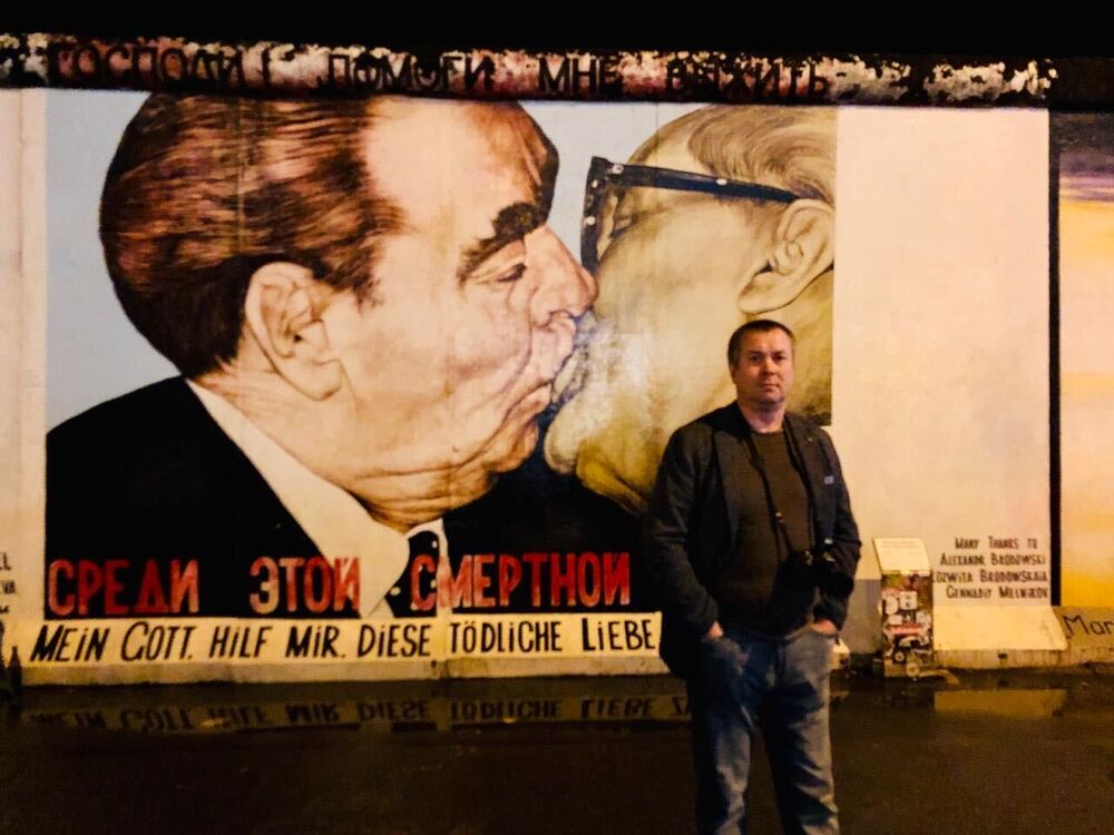  24053105  , 52 ,    -