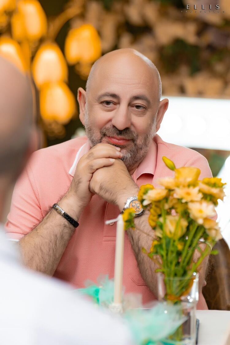  ,   , 52 ,   ,   