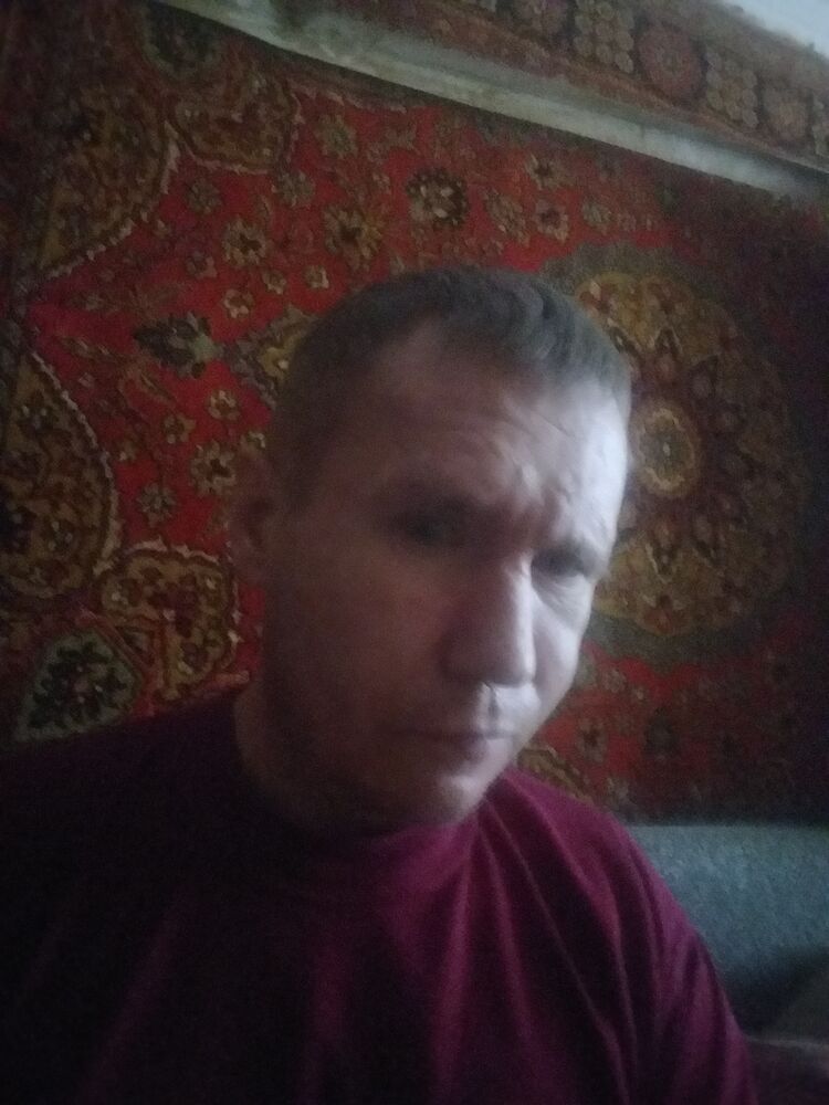  40175215  , 42 ,    