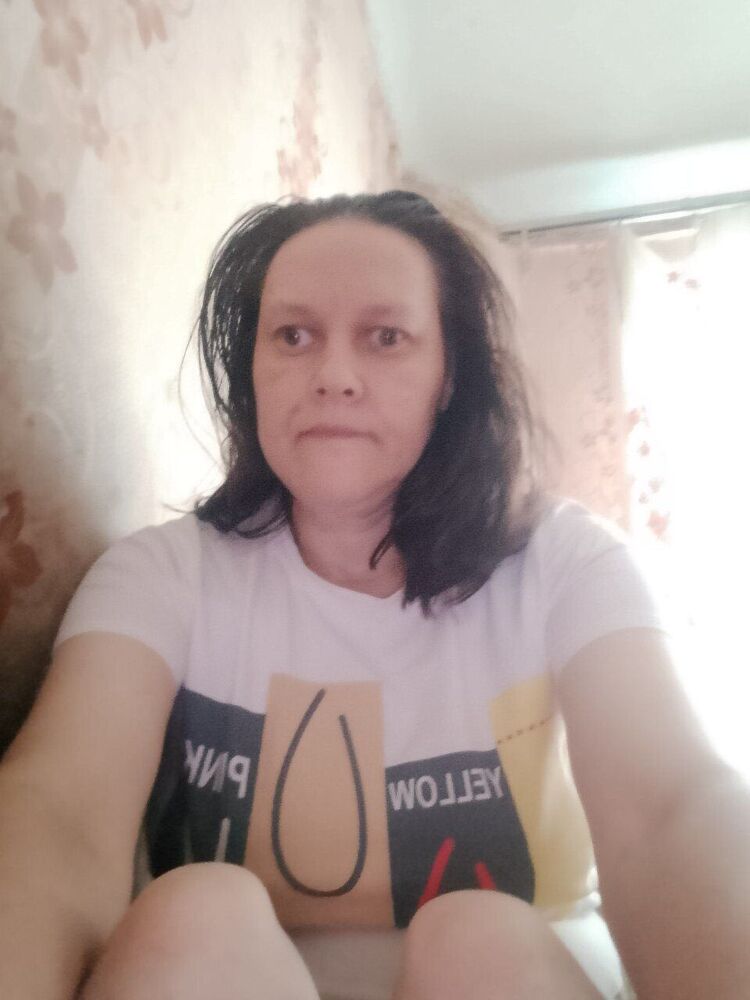  46262635  Anna, 47 ,    
