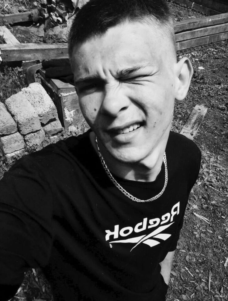  -,   Dima, 27 ,   