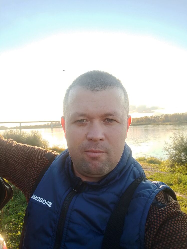  53872505  Almaz, 41 ,    