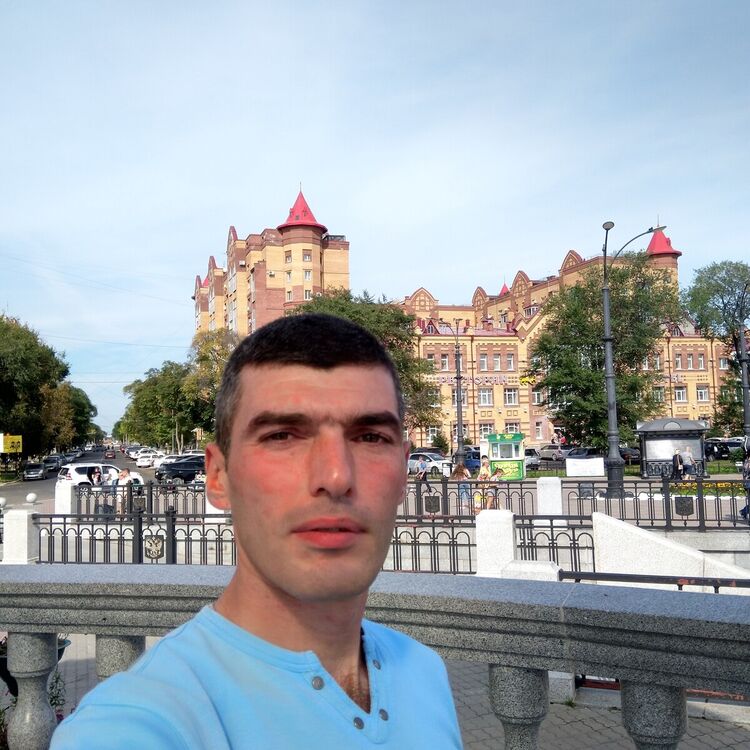  21714295  Armen, 34 ,    