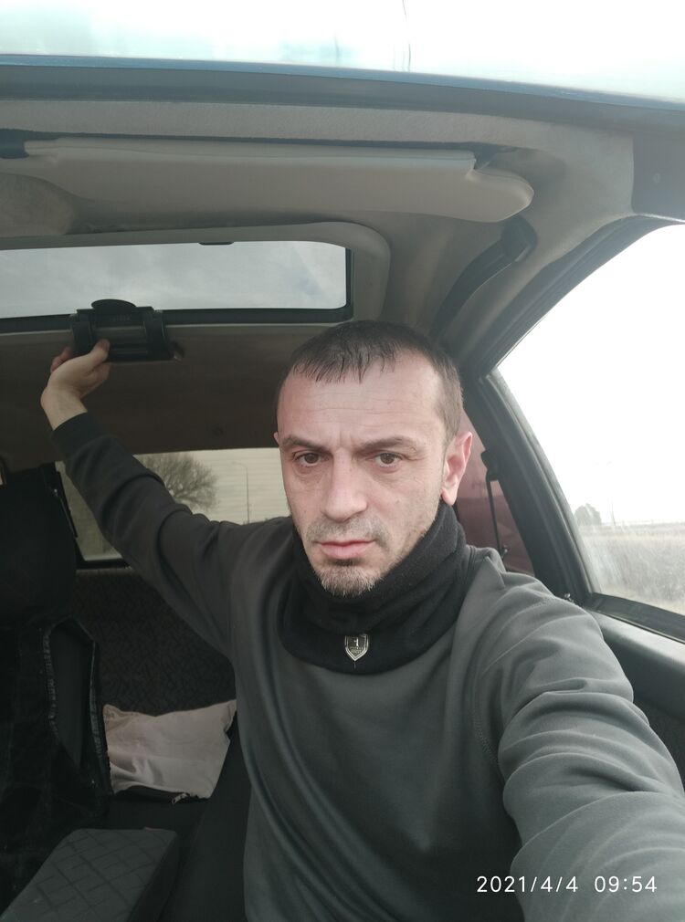  22615785  Ali, 50 ,    