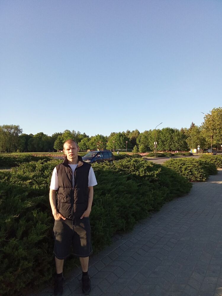  51813065  Grisha, 20 ,    