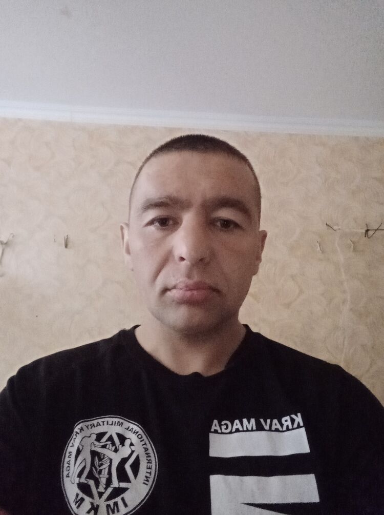  37672635  , 39 ,    