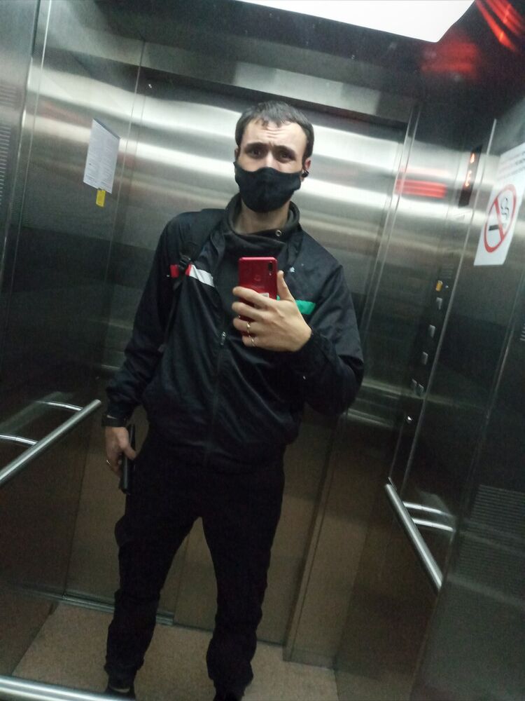  20827235  Mizantrop, 34 ,    