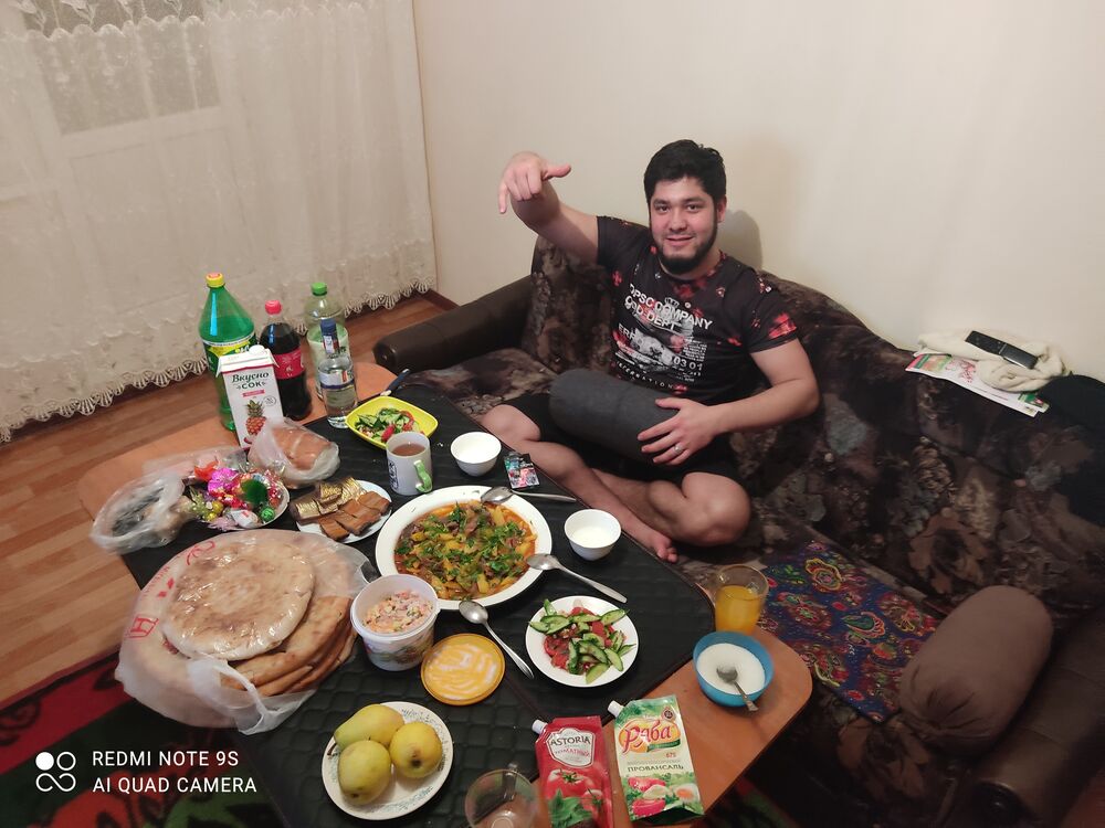  ,   Dostonbek, 31 ,   ,   