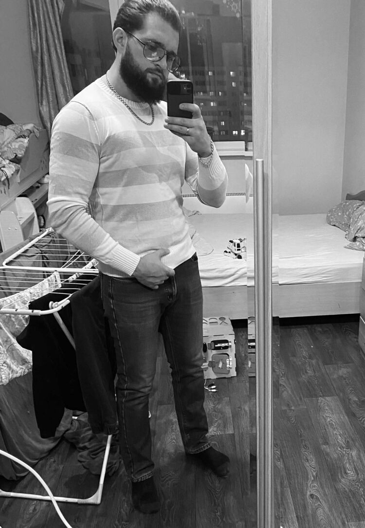  33586585  , 27 ,    