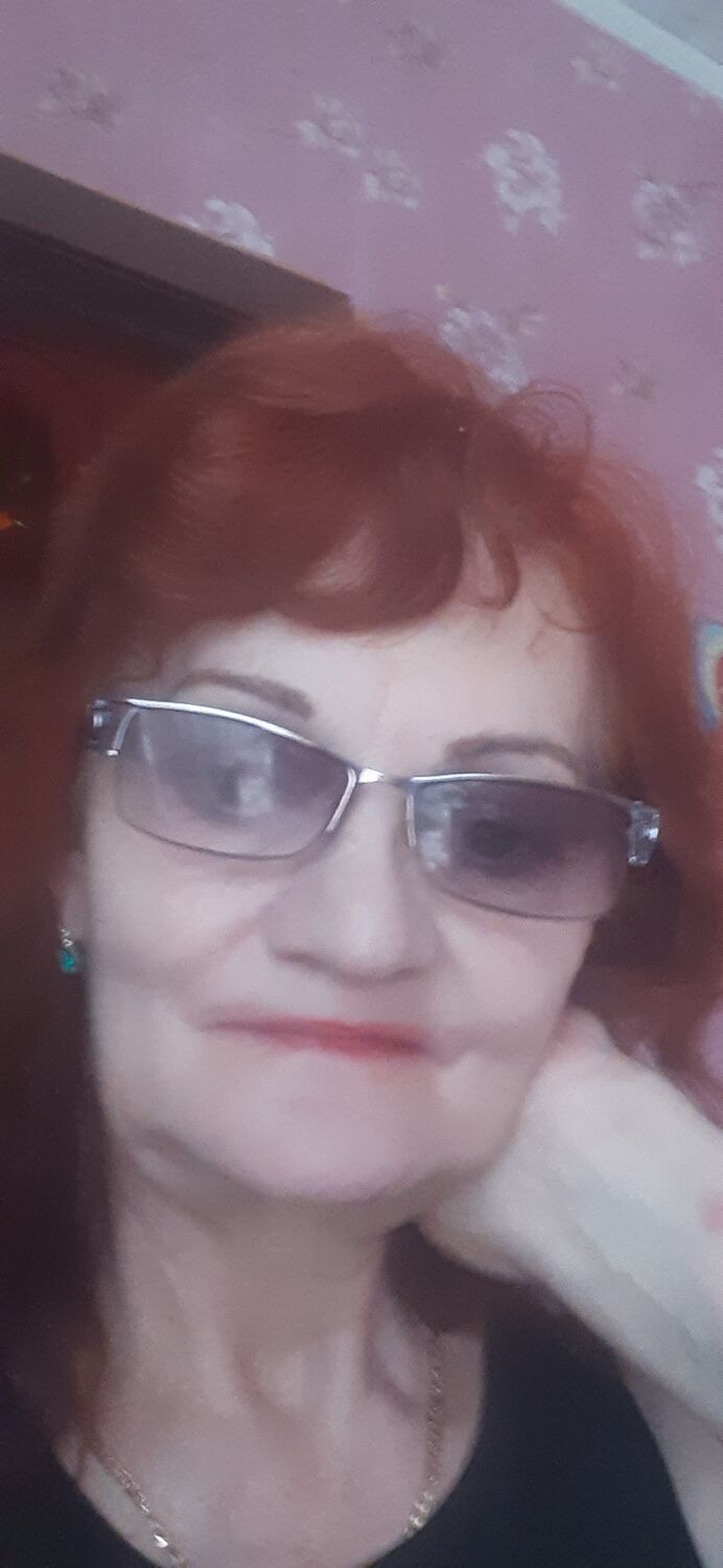  23864645  Elena, 67 ,    