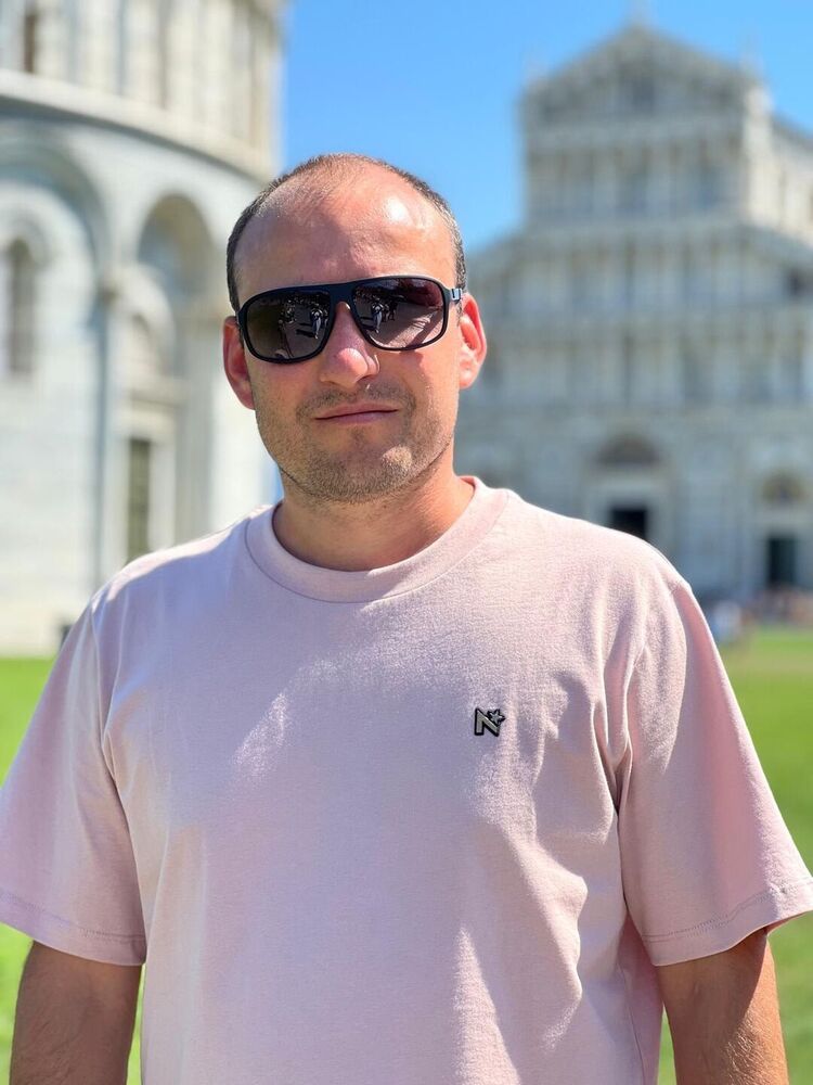  51181655  , 39 ,    Stuttgart