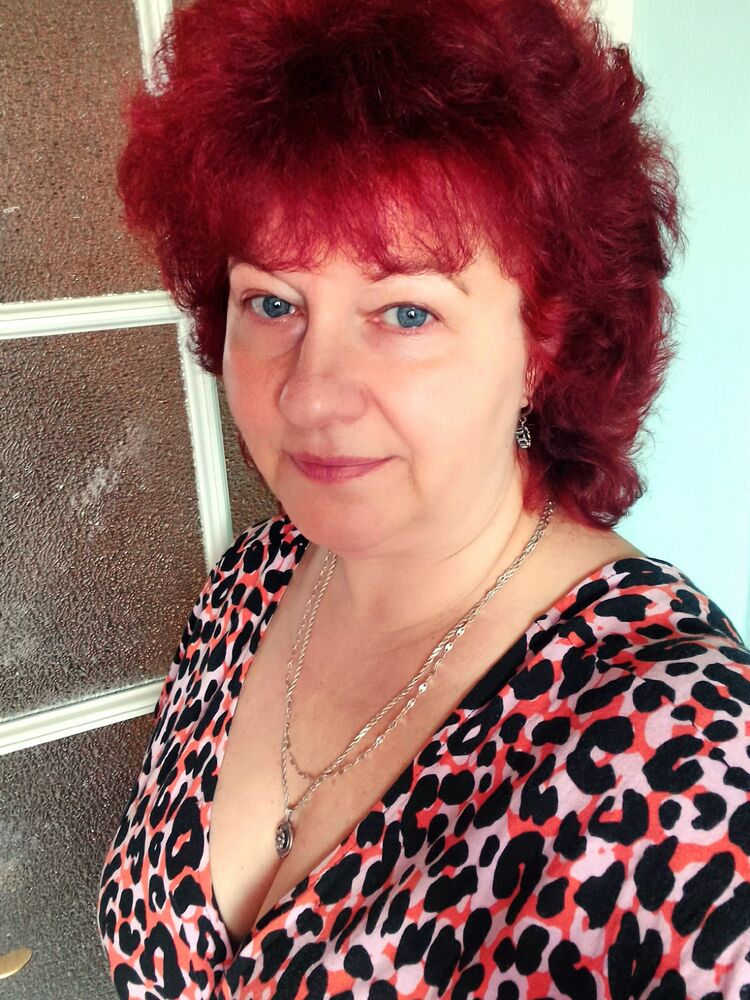  ,   Viktoria, 56 ,     , c 
