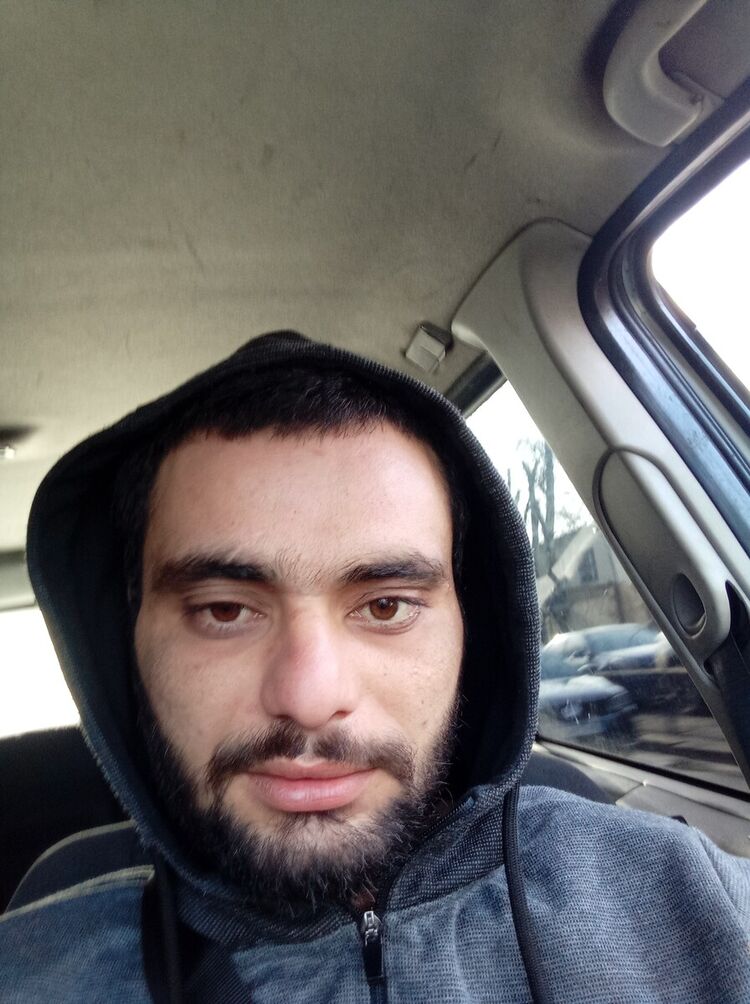  22002055  , 33 ,    