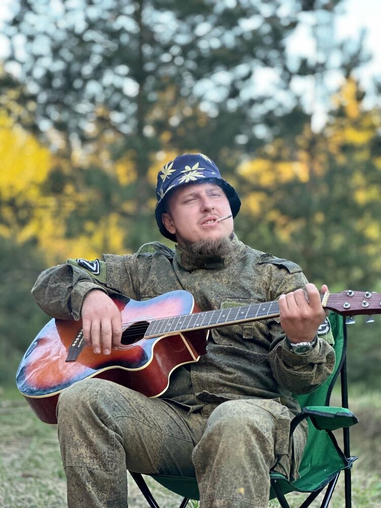  ,   Oleg, 28 ,   ,   , c , 