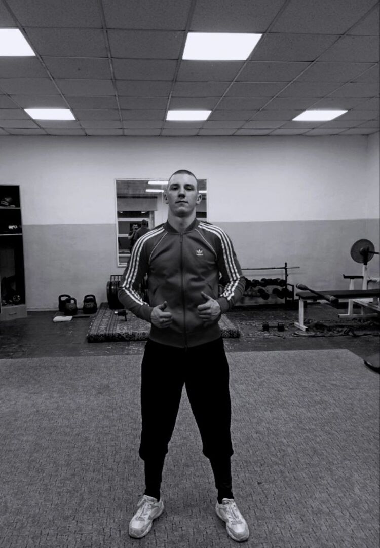  54381685  Maksim, 22 ,    