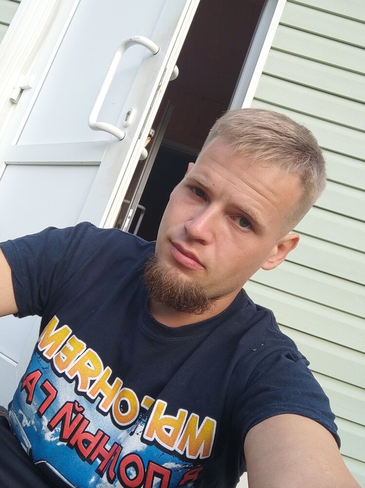  23844855  JiNNiAleX, 33 ,    