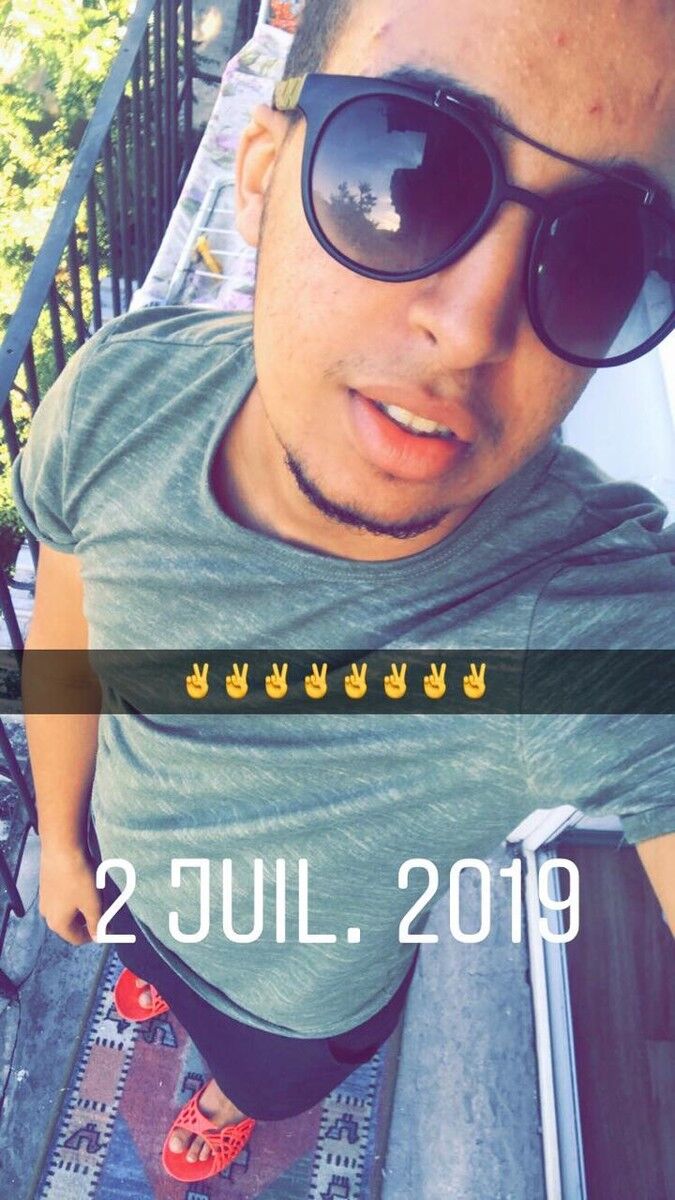  ,   Ayoub, 27 ,   ,   , c 
