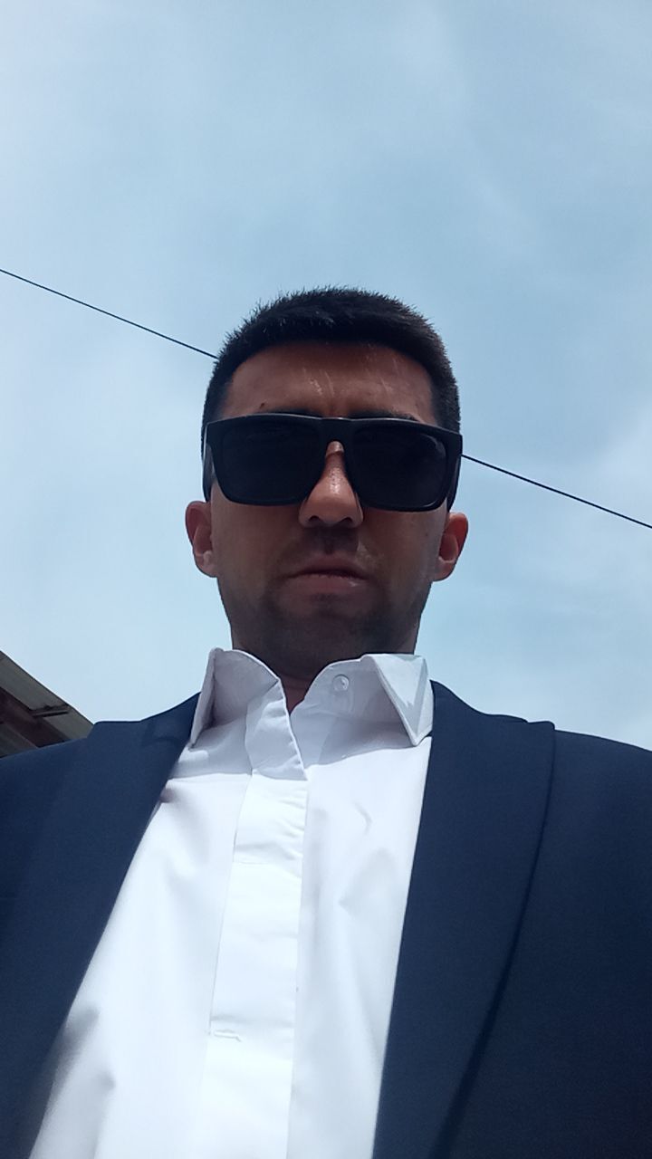  23394665  Ayubxon, 30 ,    