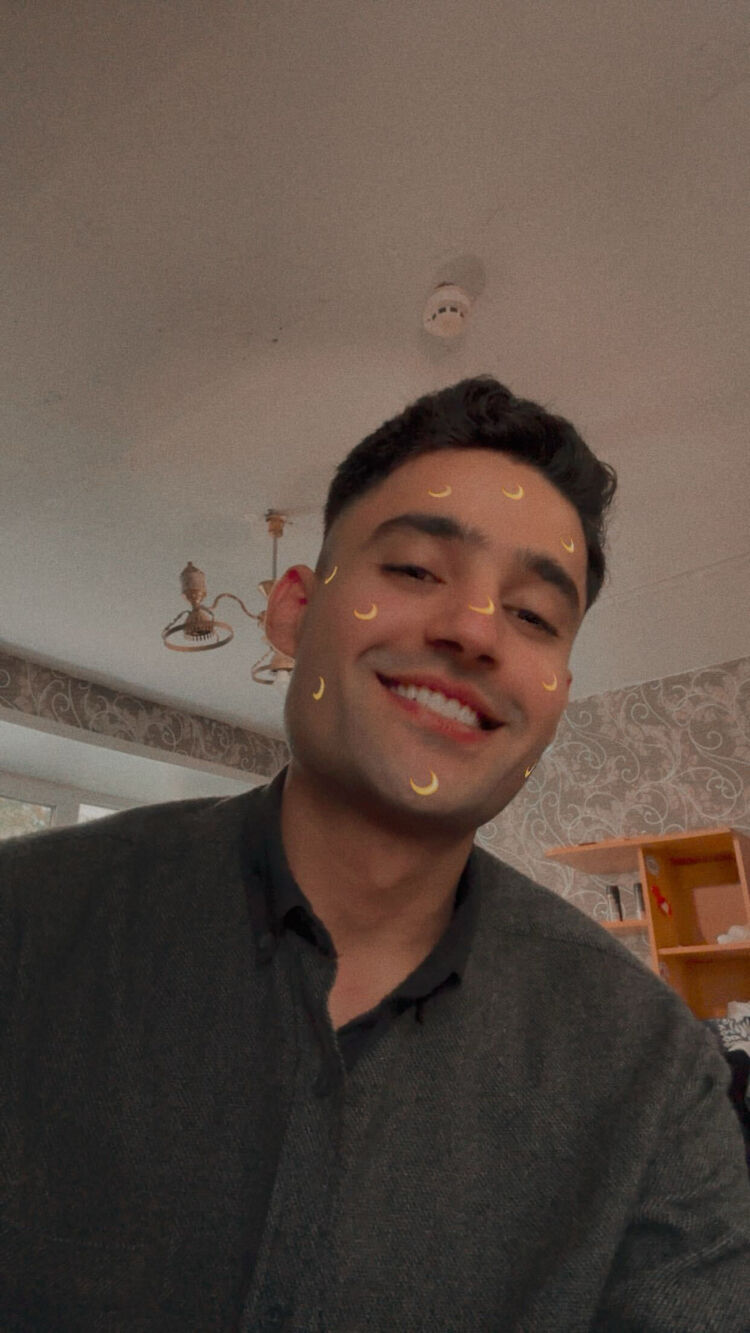  54514655  Khan, 26 ,    