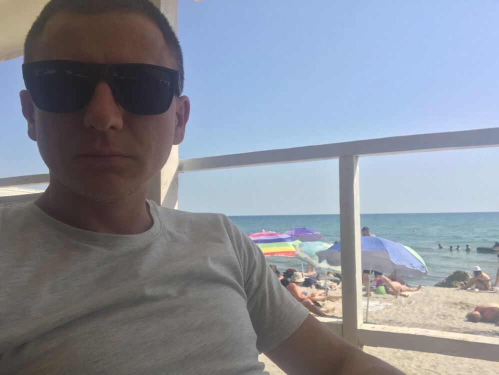  38472575  Sergey, 39 ,    