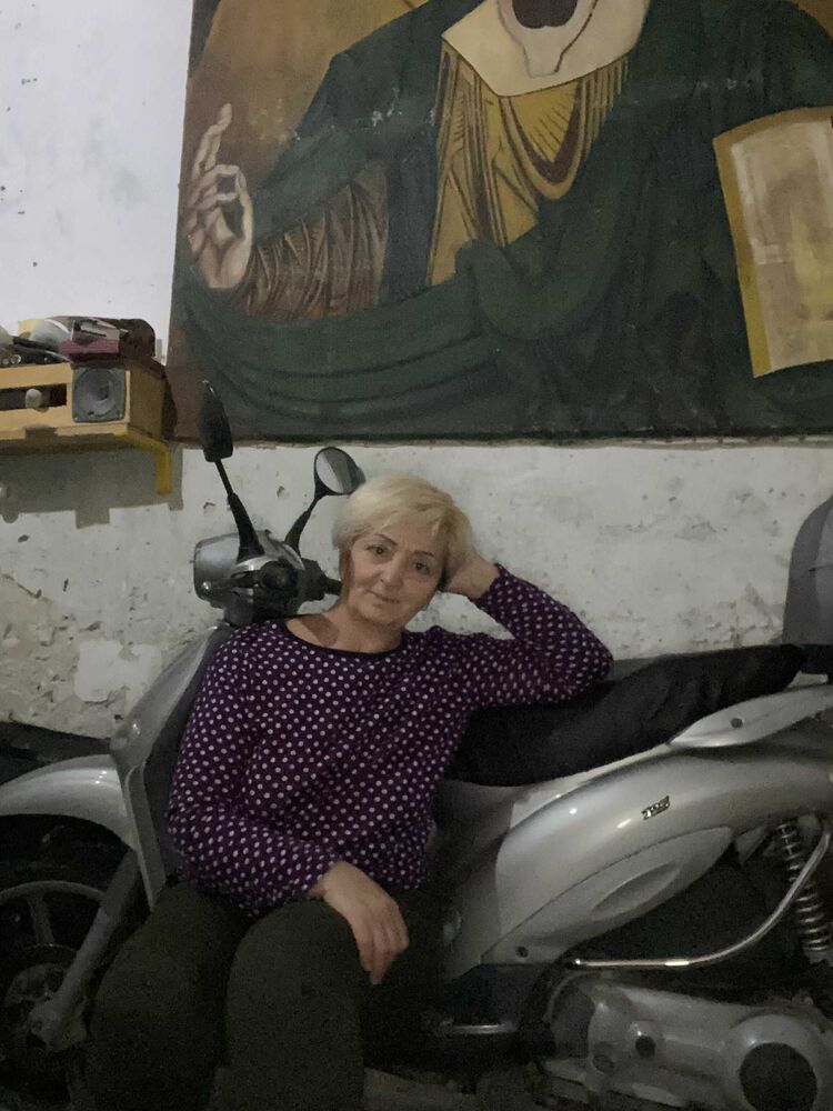  24585025  Mari, 56 ,    Palermo