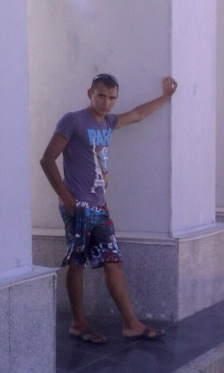  32553175  Evgeny, 37 ,    