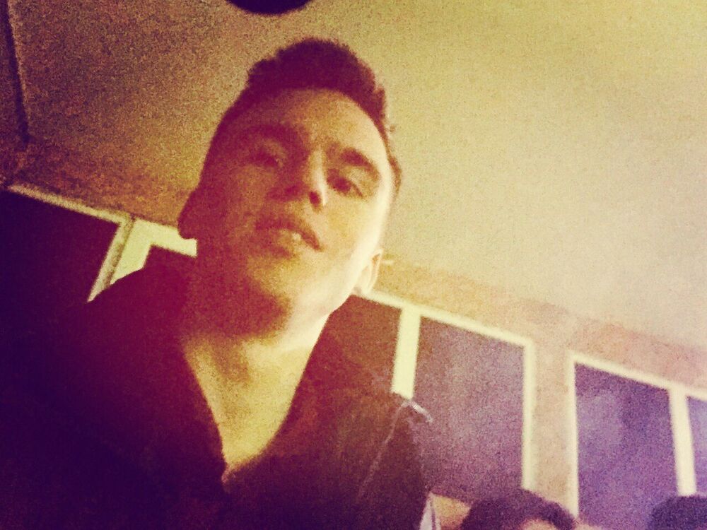  ,   Denis, 25 ,     , c , 