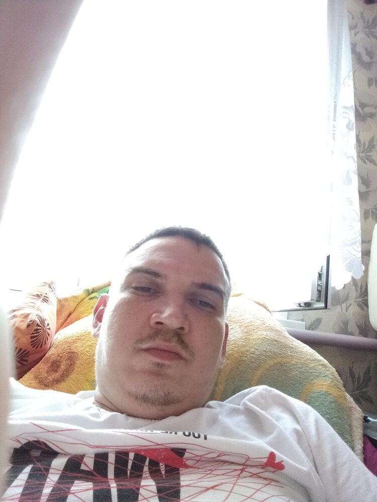  20716015  , 37 ,    